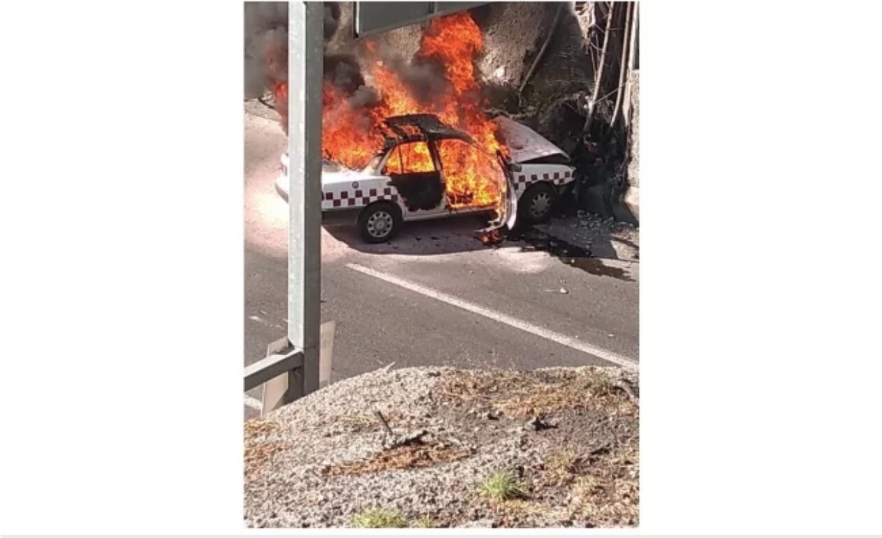 Chofer muere calcinado dentro de su taxi en la México-Querétaro