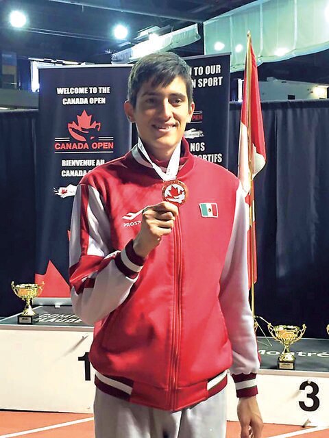 Saúl Gutiérrez sube al podio en Canadá