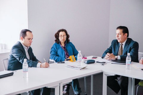 Van por desarrollo de medio ambiente