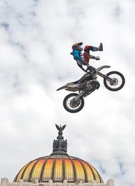 Ruiz prepara truco en los ‘X Fighters’