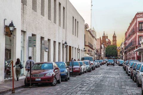 Busca municipio más estacionamientos