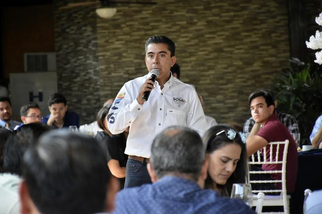 Roberto Sosa contempla construir un polifórum