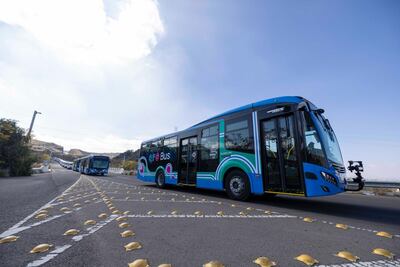Anuncia Gobernador entrega de 100 mil tarjetas de prepago Qrobús gratuitas