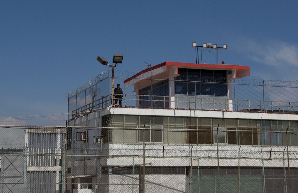 Derechos Humanos investiga fallecimiento en penal femenil