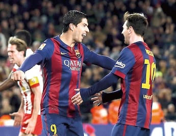 Barcelona sale airoso y mantiene su ventaja