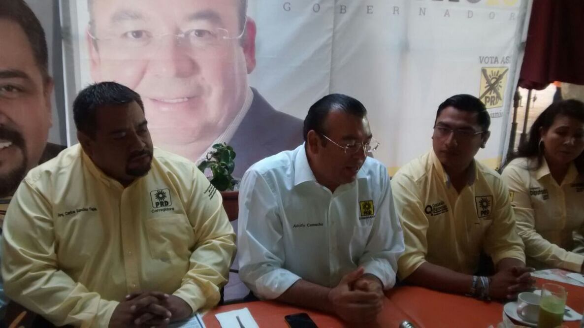 Desmienten desbandada perredista