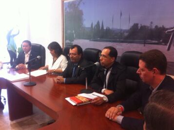 Realizarán diálogo universitario candidatos a gobernador