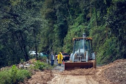 Advierten riesgo de deslaves en caminos de la zona serrana de Querétaro
