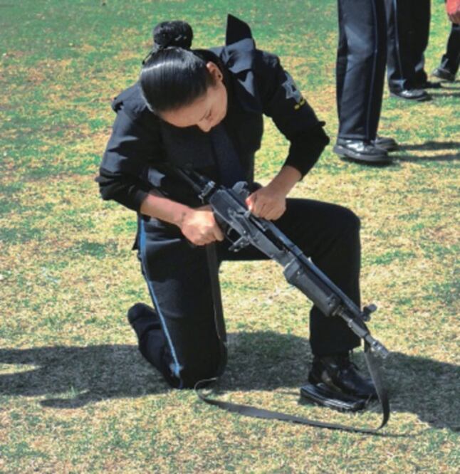 Capacitan en uso de armas largas
