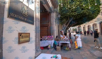 “Oficinas de gobierno no son tianguis”