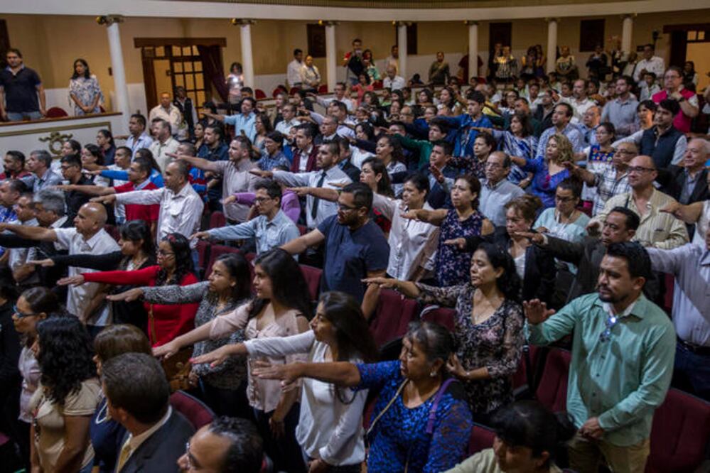 La vocal ejecutiva expresó que los funcionarios de casilla son ejemplo de compromiso y responsabilidad; enfatizó que serán parte de la jornada electoral más grande en México.