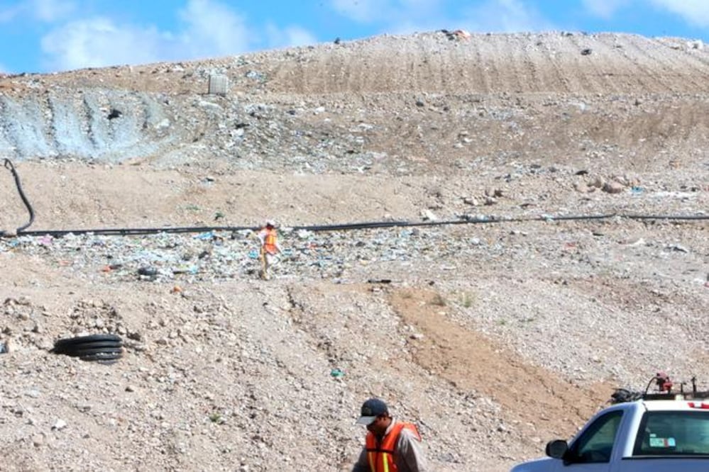 Entre los beneficios que generará la planta recicladora destaca el cuidado del medio ambiente, que aumentará la vida útil del relleno sanitario. En el municipio de Querétaro, diario se recolectan mil 59 toneladas de residuos. (ESPECIAL)