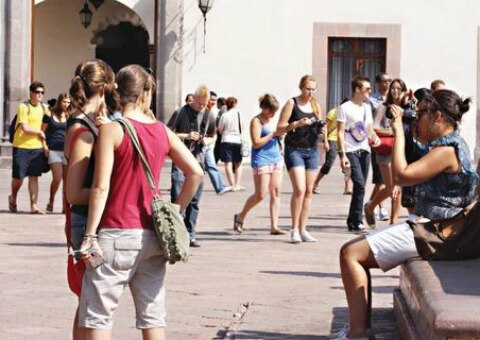 Arriban más de 23 mil turistas