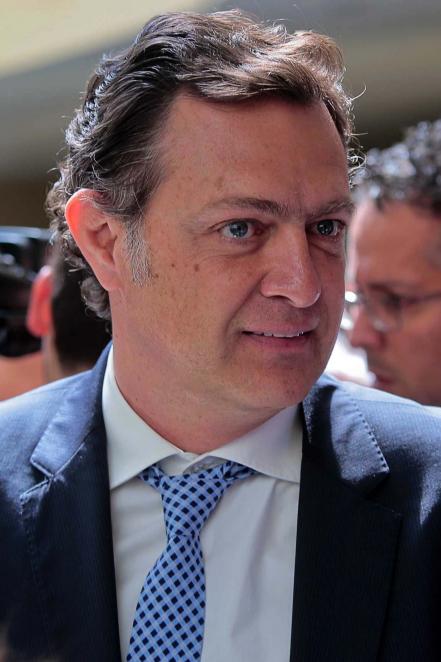 Bajo reserva 26 de abril de 2018