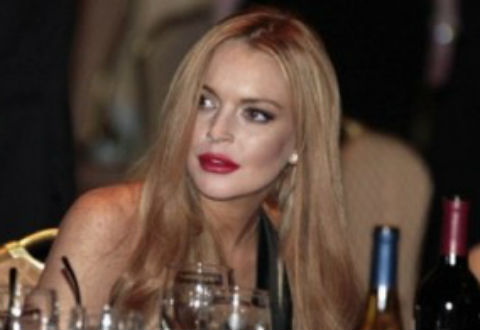 Lohan cobra 2 mdd a Oprah por sus confesiones