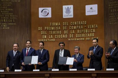 Concreta Senado compra de Teatro de la República