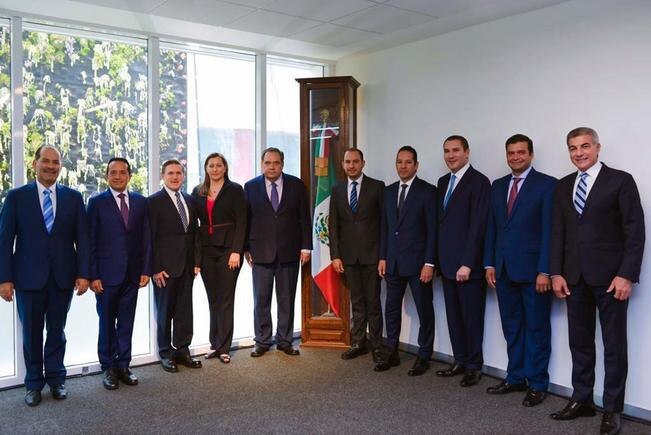 Cortés y Larios reciben apoyo para CEN del PAN