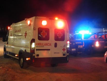Roban maquinaria en construcción 