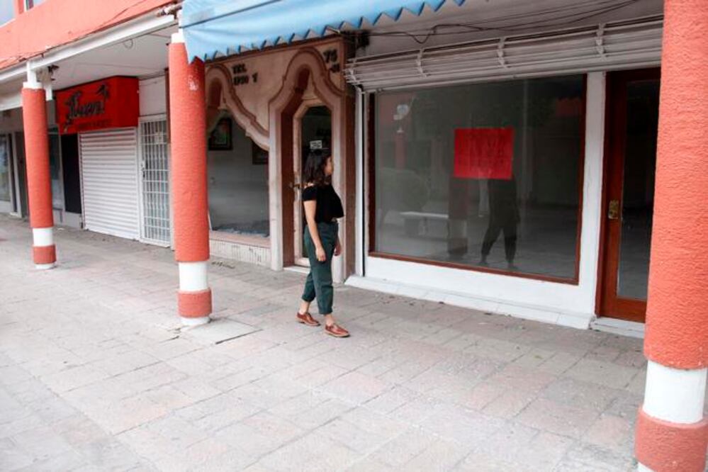 Al llegar a Plaza las Américas lo primero que se ve son las plumas del estacionamiento clausuradas, signo de un litigio legal que aqueja aún al centro comercial. FOTOS: GUILLERMO GONZÁLEZ