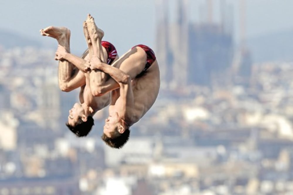 Se enfocan en clavados complicados