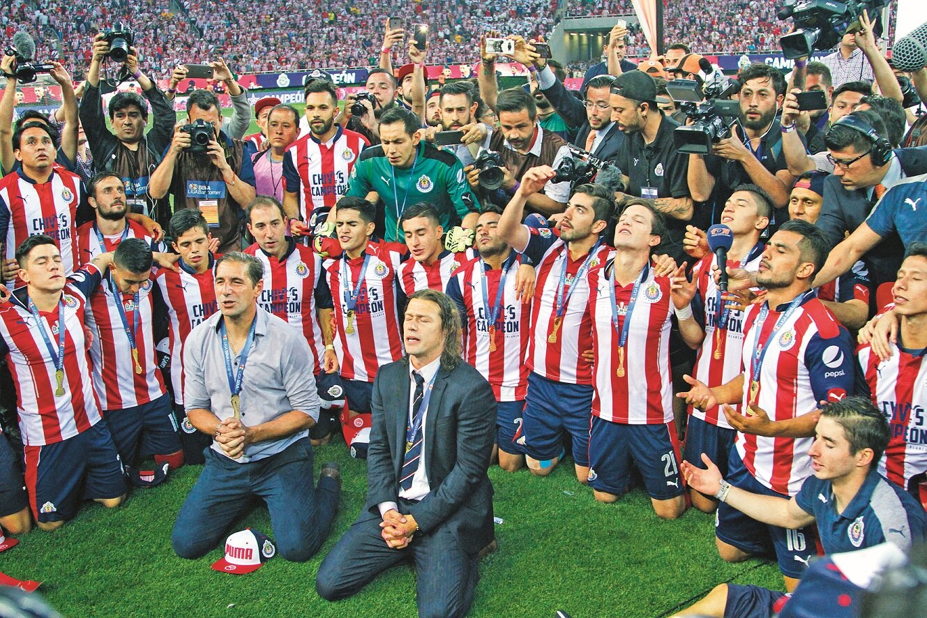 Chivas logra la hazaña con el doblete