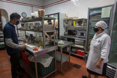 Cierre de bares deja a 25 mil sin empleo