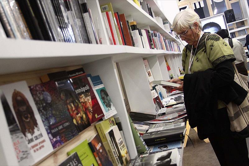 Descartan que vendan casas de cultura