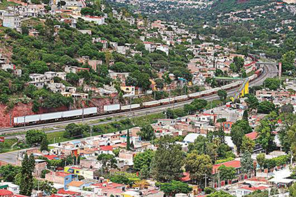 Esperan más propuestas para TAV