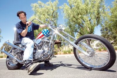 Subastan en 1.35 mdd moto de “Easy Rider”