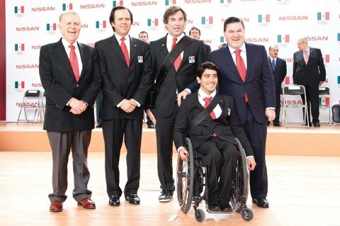 Elogian esfuerzo de abanderados