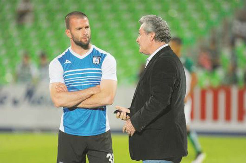 Tiene ganas de hacer historia: Vuce