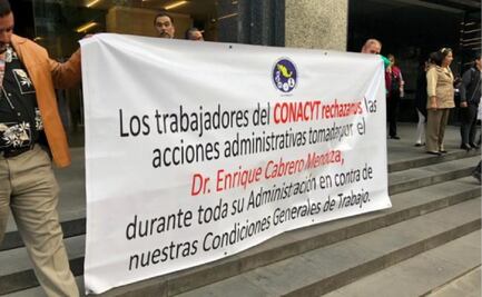 Denuncian reducción salarial en el Conacyt