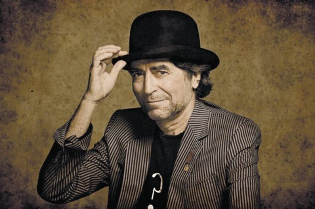 "Escribí rodeado de drogas blandas y mujeres duras"