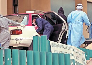 El triste peregrinar por una cama en hospitales