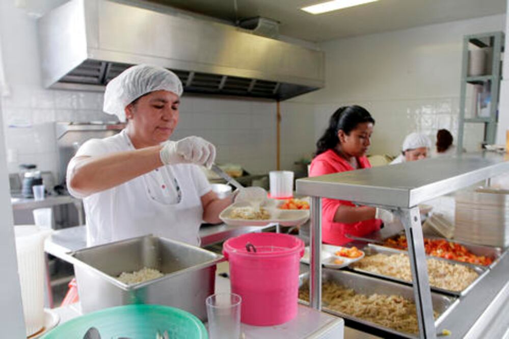 Promueve UAQ hábitos de sana alimentación 