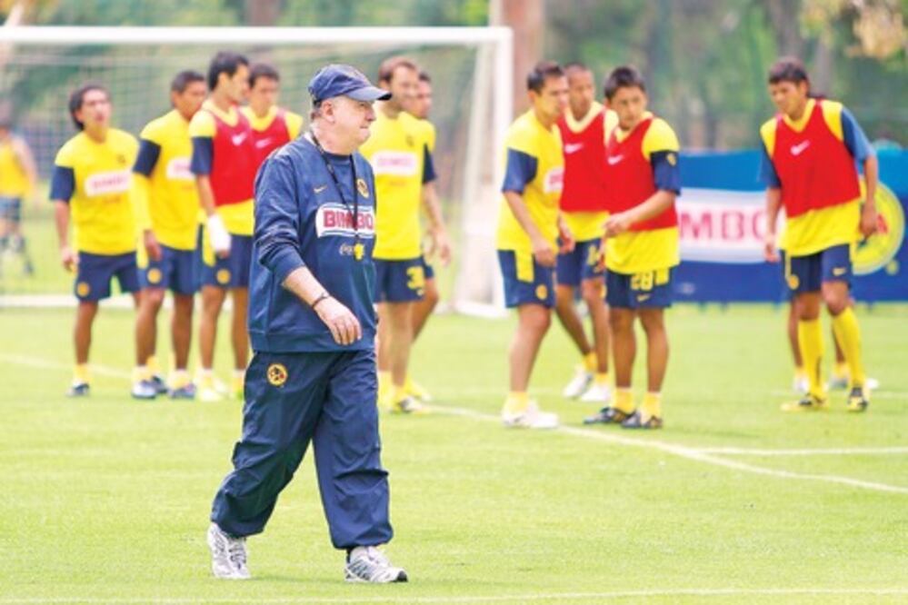 “Por menos, ya estaba fuera de Coapa”