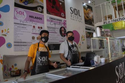 Sol Azteca, la franquicia del "defe" que ya conquista Querétaro con helados de yogurt 