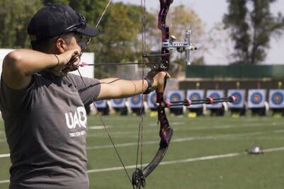 Arqueros de la UAQ inician participación en Universiada