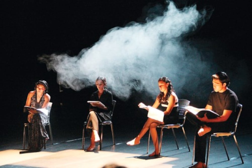 A través de la IQCA premia a escritores 