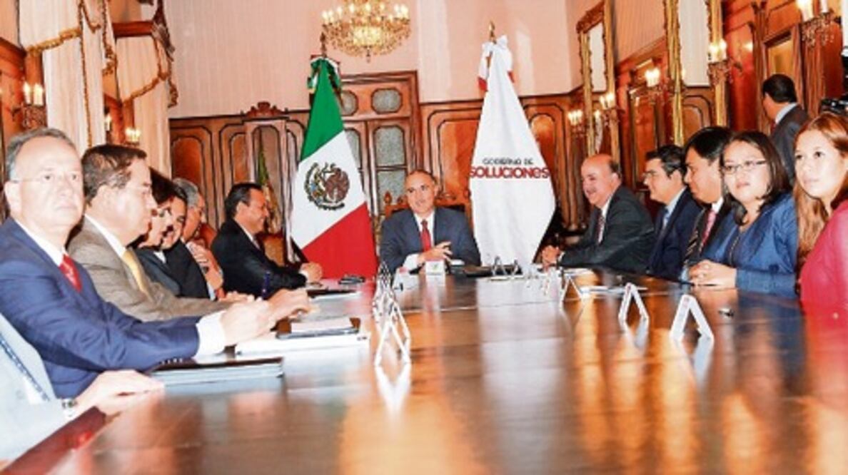 Pactan protección a derechos de mujeres