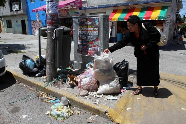 Proyectan probibir uso de bolsas de plástico