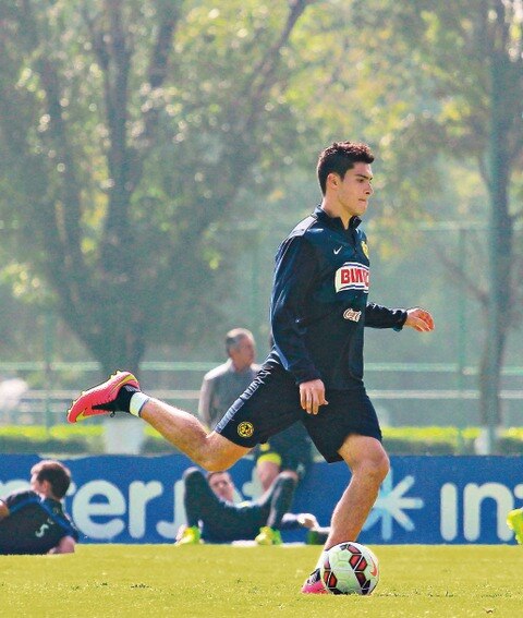 No le apura a Raúl Jiménez no salir de las Águilas