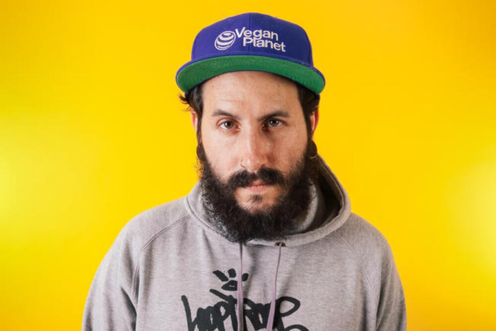 Gastón y su DJ de cabecera Cat Scratcho se unieron a la banda Ultra P —que llevan la guitarra, el bajo y la batería— para Circuito Indio. (FOTOS: CORTESÍA CIRCUITO INDIO)