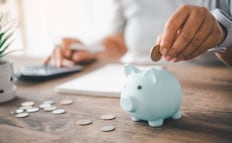 Familias mexicanas destinan 14% de sus ingresos al ahorro y pago de deudas: encuesta; alimentos, vivienda y servicios acaparan gasto