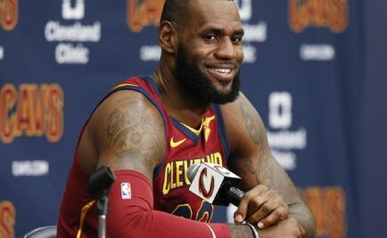 LeBron James destaca apoyo de la NFL contra Trump