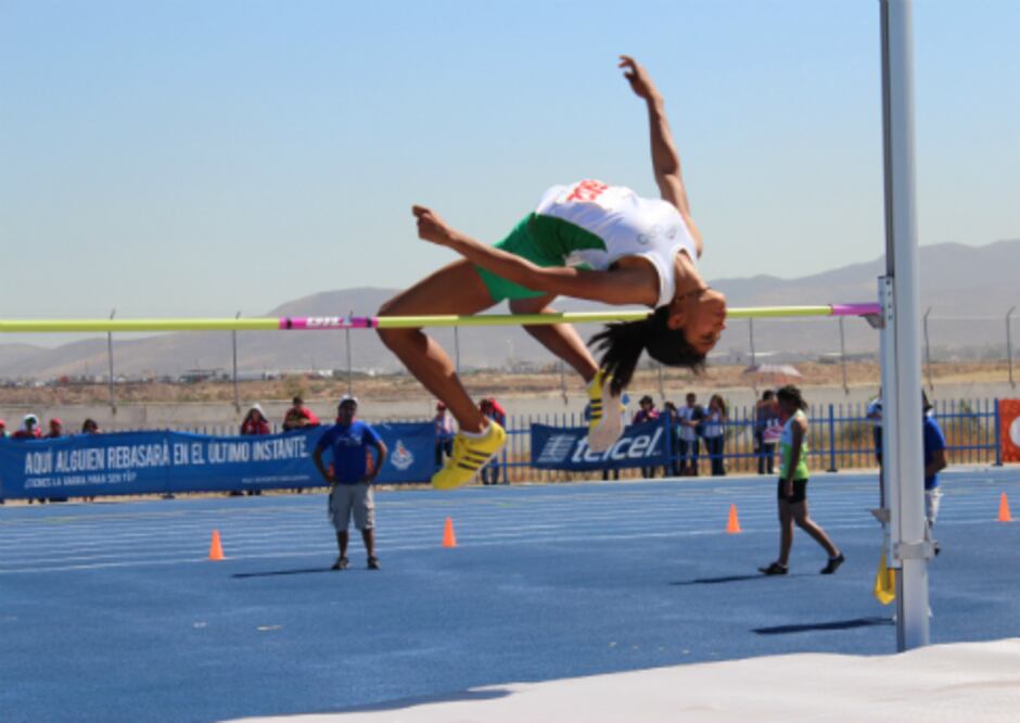Cinco atletas dan marca para NACAC