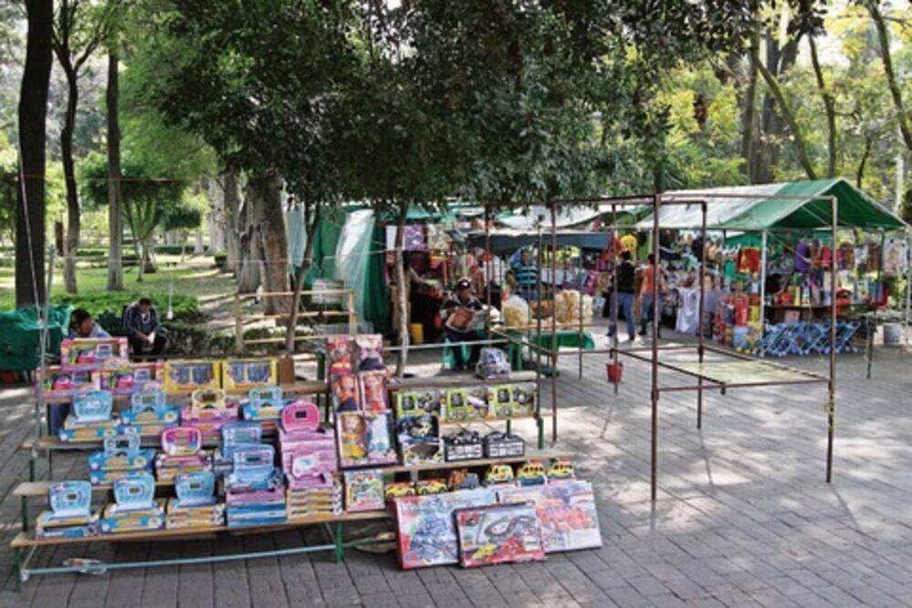 Cesan a inspector por ofender a ambulantes