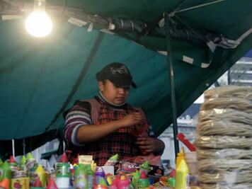 Retrasado reglamento de comercio en SJR