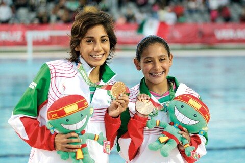 Estrella hace suya la plataforma; repite oro