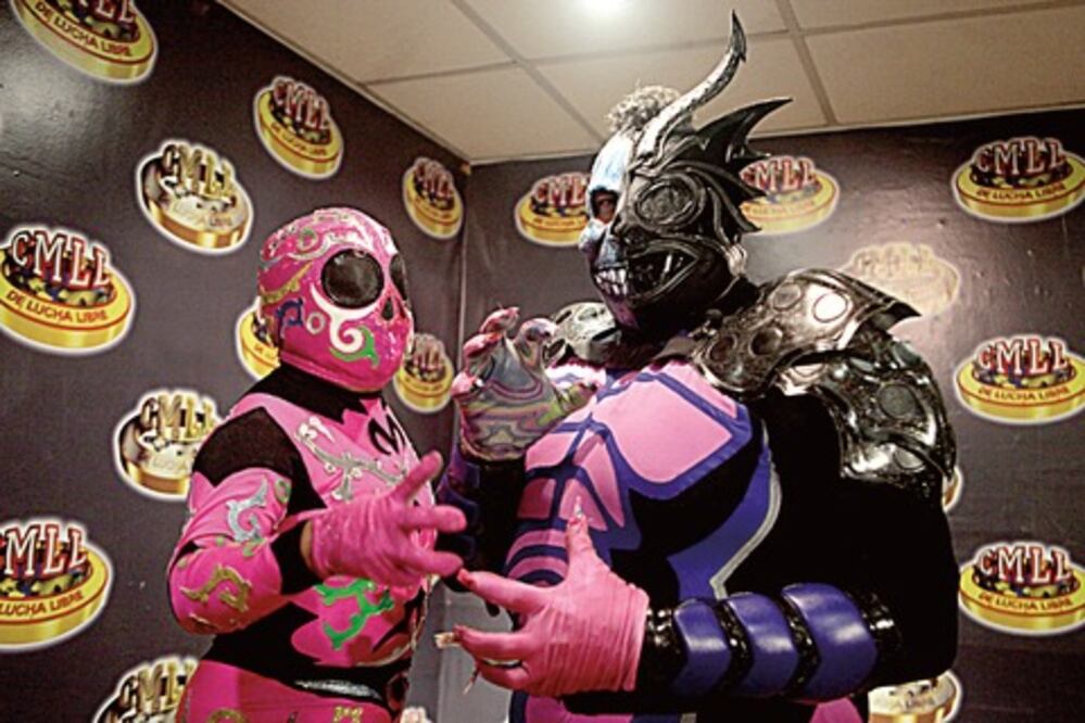 Luchadores conocen riesgos de su oficio